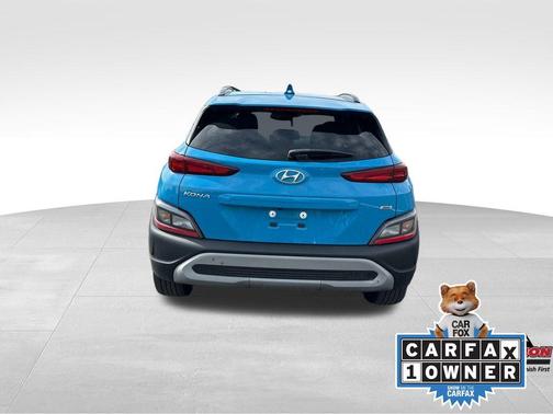 2022 Hyundai KONA SEL