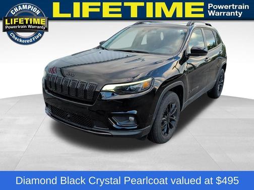 Diamond Black 2023 Jeep Cherokee Altitude Lux