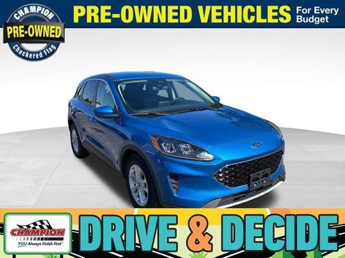 Blue Metallic 2020 Ford Escape SE