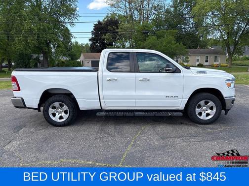 Bright White Clearcoat 2020 RAM 1500 Big Horn