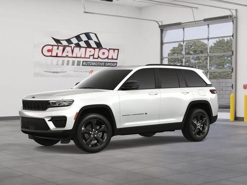 2025 Jeep Grand Cherokee Laredo