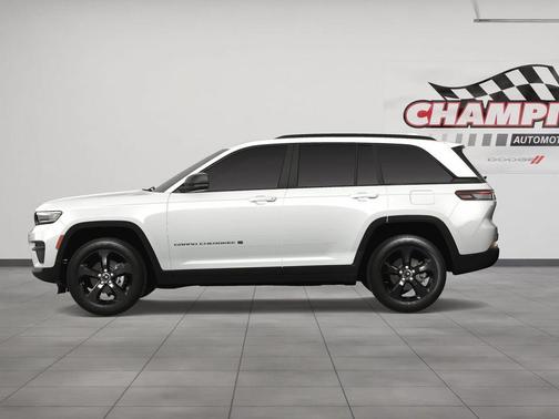2025 Jeep Grand Cherokee Laredo