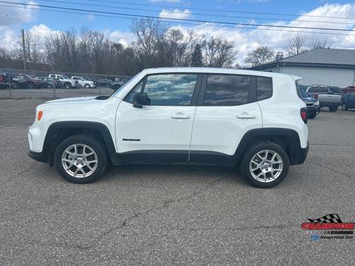 Alpine White Clearcoat 2023 Jeep Renegade Latitude