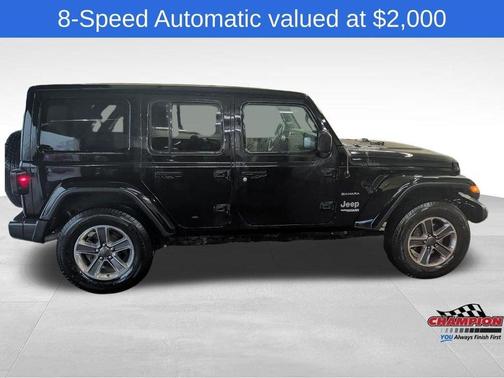 Black Clearcoat 2019 Jeep Wrangler Unlimited Sahara