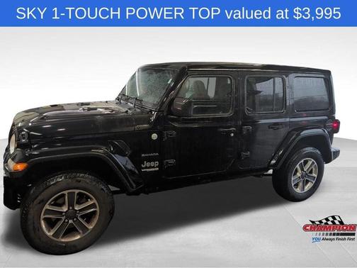 Black Clearcoat 2019 Jeep Wrangler Unlimited Sahara