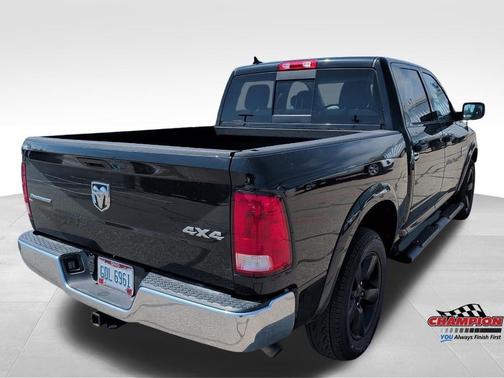 Brilliant Black Crystal Pearlcoat 2018 RAM 1500 Big Horn