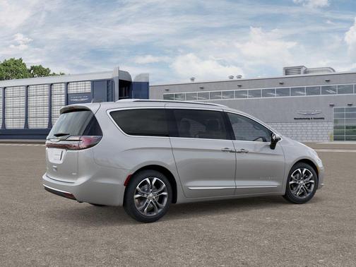 2026 Chrysler Pacifica Pinnacle