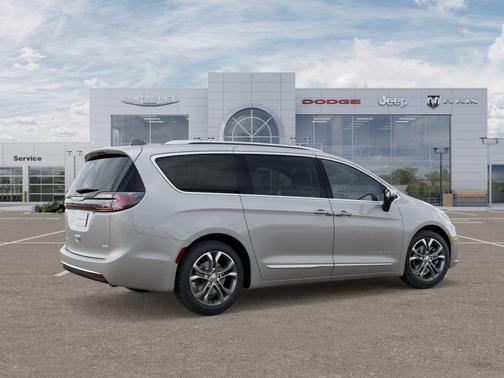 2026 Chrysler Pacifica Pinnacle