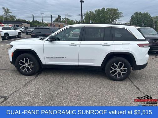 Bright White Clearcoat 2024 Jeep Grand Cherokee Limited