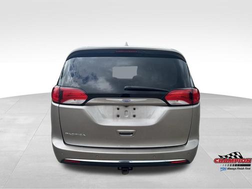 2018 Chrysler Pacifica Touring-L Plus