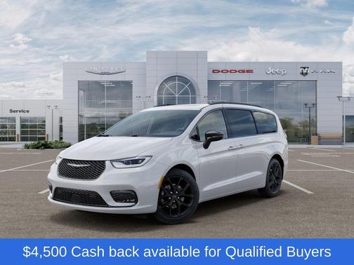 Bright White Clearcoat 2026 Chrysler Pacifica Select