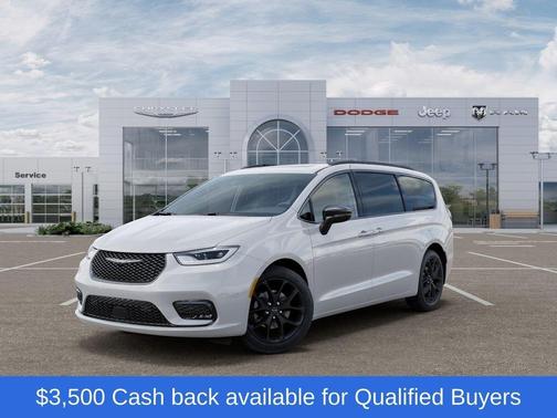 Bright White Clearcoat 2026 Chrysler Pacifica Select