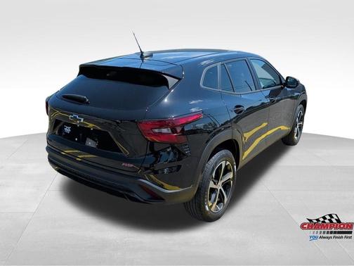 Black Metallic 2025 Chevrolet Trax 1RS