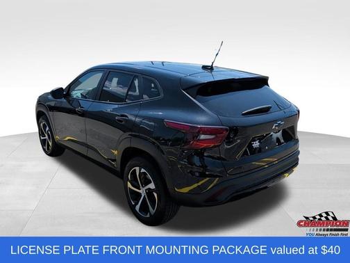 Black Metallic 2025 Chevrolet Trax 1RS
