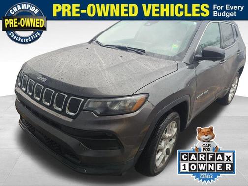 2022 Jeep Compass Latitude Lux