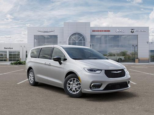 Silver Mist Clearcoat 2026 Chrysler Pacifica Select
