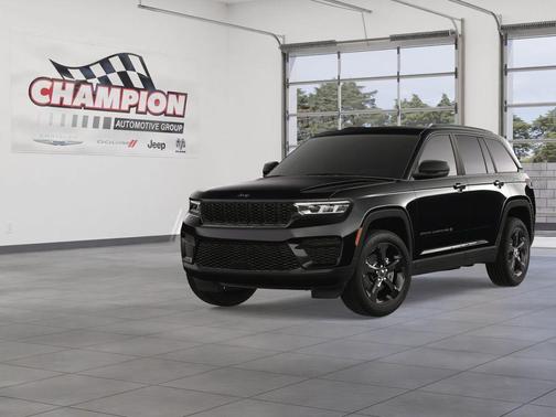 2025 Jeep Grand Cherokee Laredo