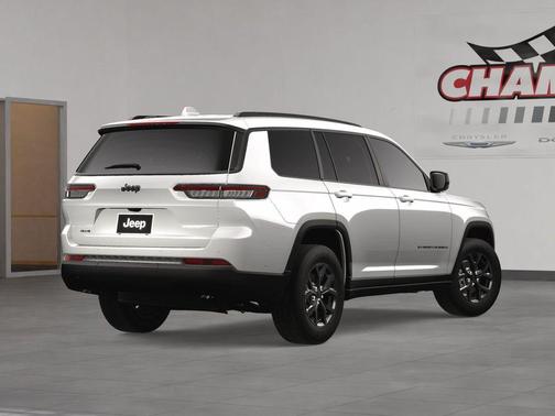2025 Jeep Grand Cherokee L Laredo