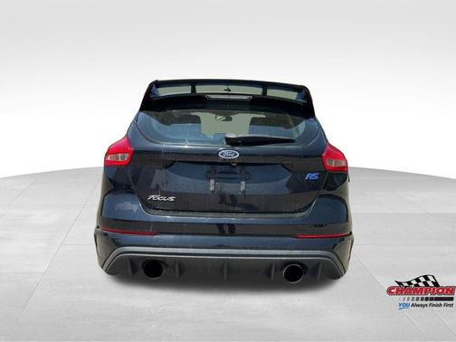 2017 Ford Focus RS Base