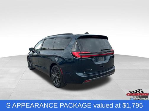 2023 Chrysler Pacifica Limited