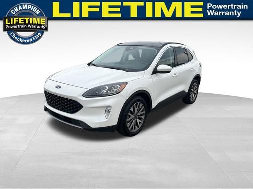 2022 Ford Escape Titanium