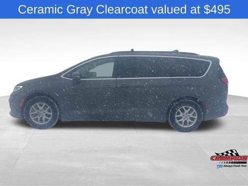 2022 Chrysler Pacifica Touring-L