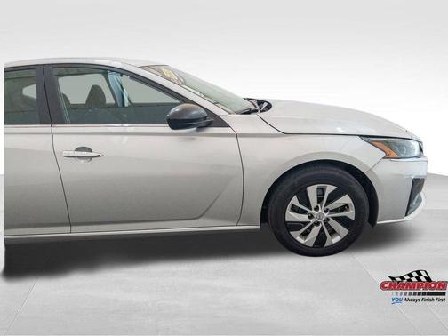 2024 Nissan Altima 2.5 S