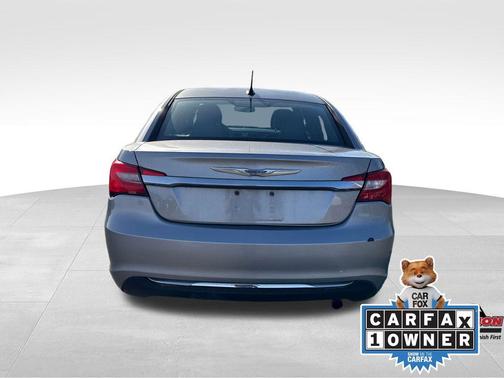 2014 Chrysler 200 Touring