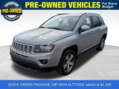 Billet Silver Metallic Clearcoat 2017 Jeep Compass Latitude