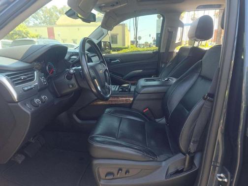 Gray 2020 Chevrolet Suburban Premier