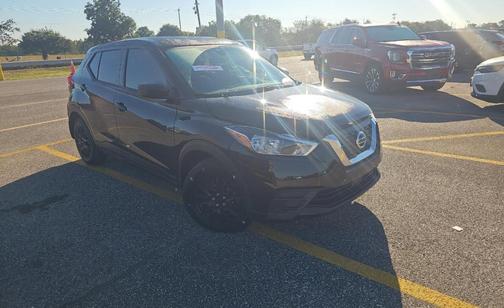 2020 Nissan Kicks S