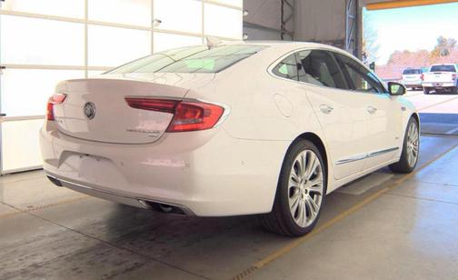 2018 Buick LaCrosse Avenir