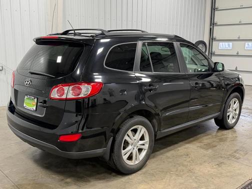 2012 Hyundai SANTA FE SE