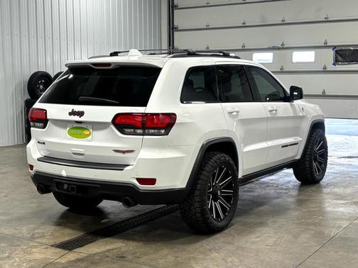 2020 Jeep Grand Cherokee Trailhawk
