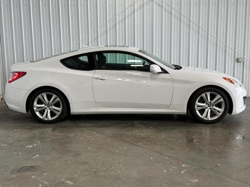 Monaco White 2012 Hyundai Genesis Coupe 2.0T Premium