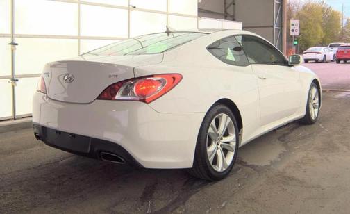 2012 Hyundai Genesis Coupe 2.0T Premium