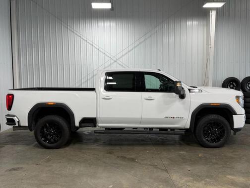 White 2020 GMC Sierra 3500 AT4