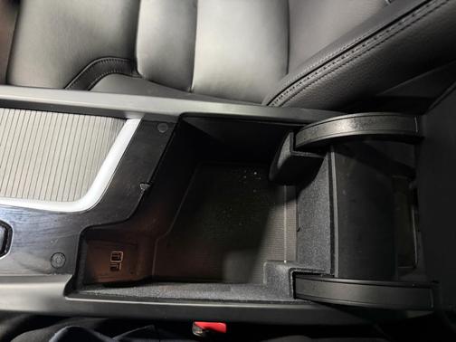 2020 Volvo V60 Cross Country T5