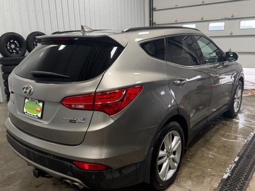 2016 Hyundai Santa Fe Sport 2.0L Turbo