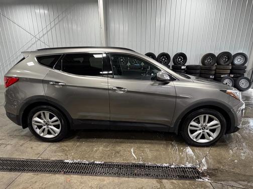 2016 Hyundai Santa Fe Sport 2.0L Turbo