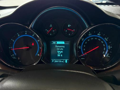 Red 2015 Chevrolet Cruze LTZ