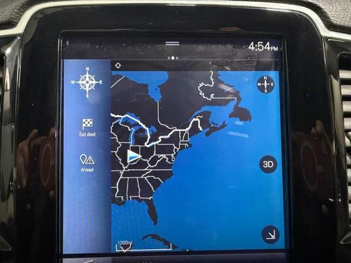 2018 Volvo XC90 T6 Momentum