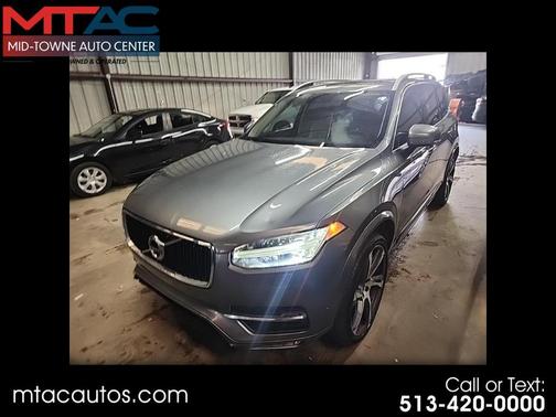 2018 Volvo XC90 T6 Momentum