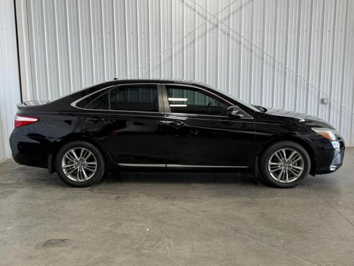 Black 2017 Toyota Camry XLE