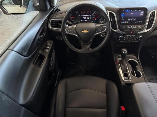 White 2021 Chevrolet Equinox Premier