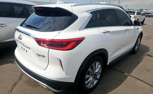 2021 INFINITI QX50 Luxe