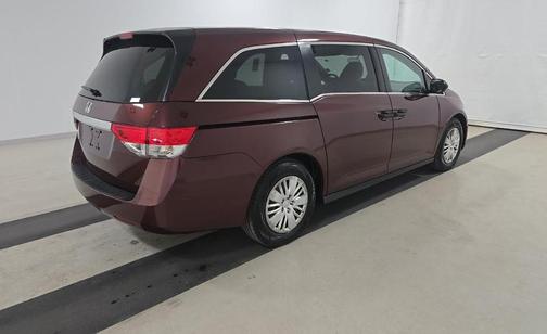 Red 2016 Honda Odyssey LX