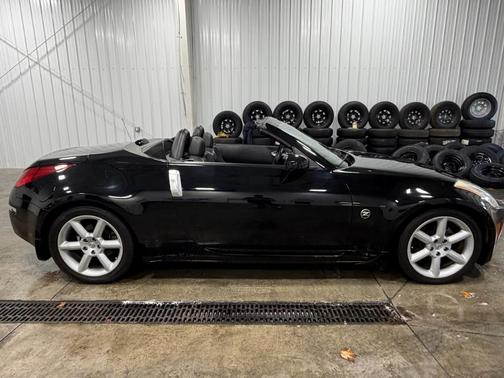 2004 Nissan 350Z Touring