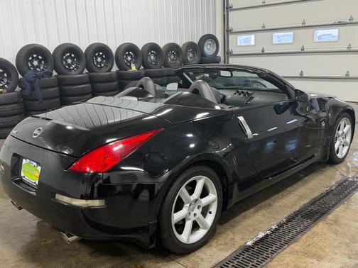 2004 Nissan 350Z Touring
