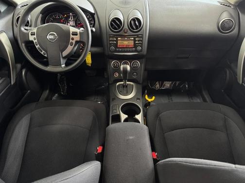 Cayenne Red Pearl 2013 Nissan Rogue S